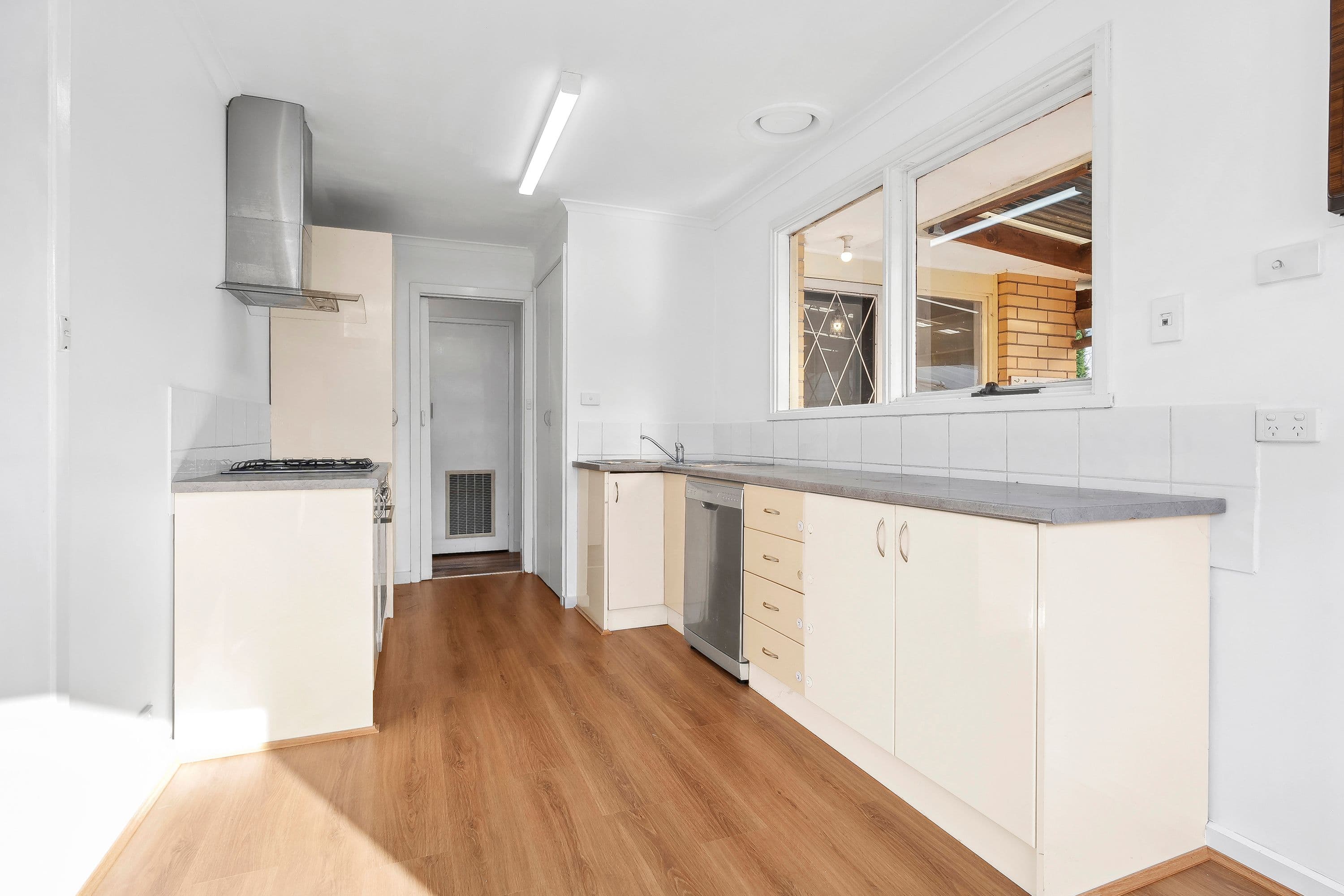15 Talona Crescent, Corio VIC 3214, Corio - Thumbnail 5
