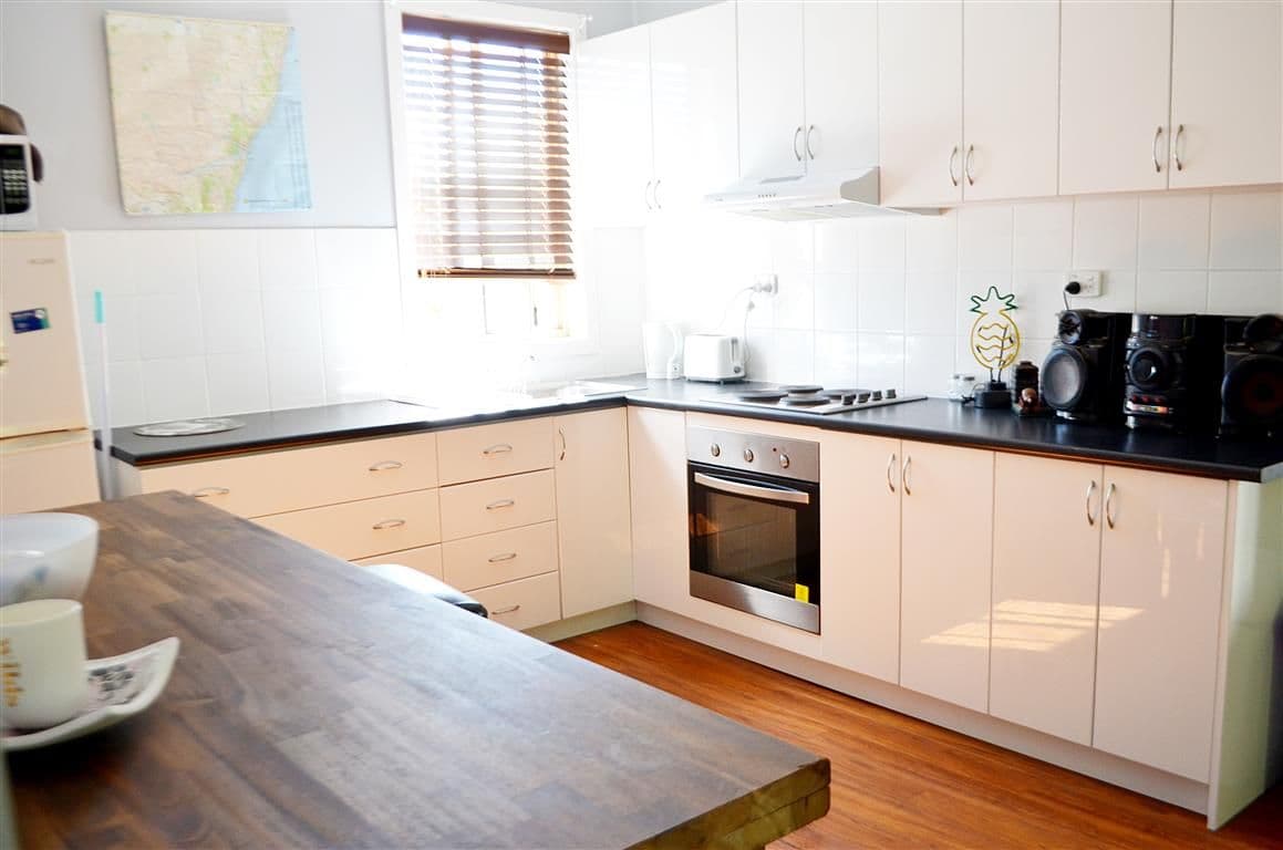 82 Sydney Street, Tumut - Thumbnail 2