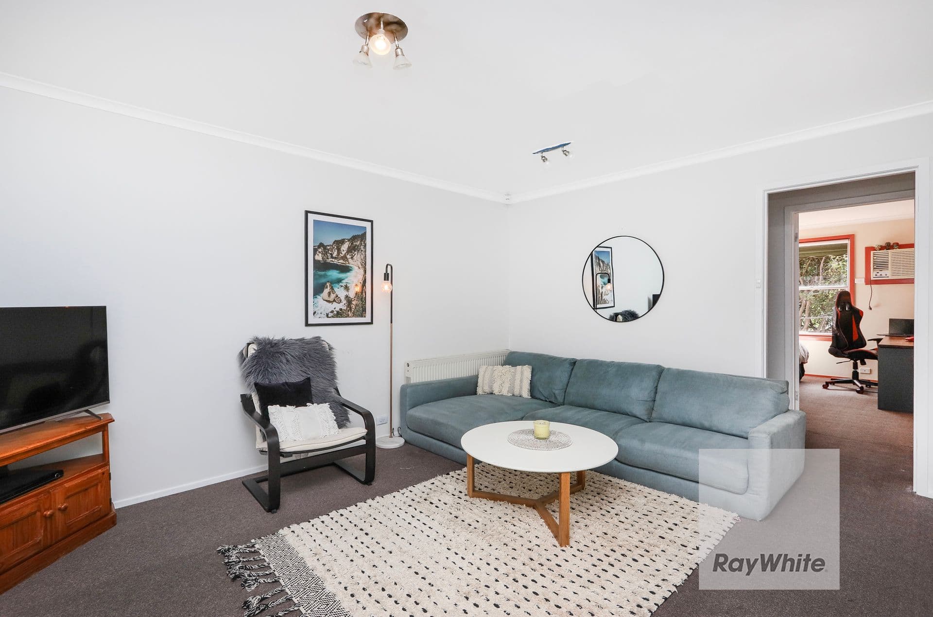 24 Rosebud Crescent, Broadmeadows VIC 3047, Broadmeadows - Thumbnail 2