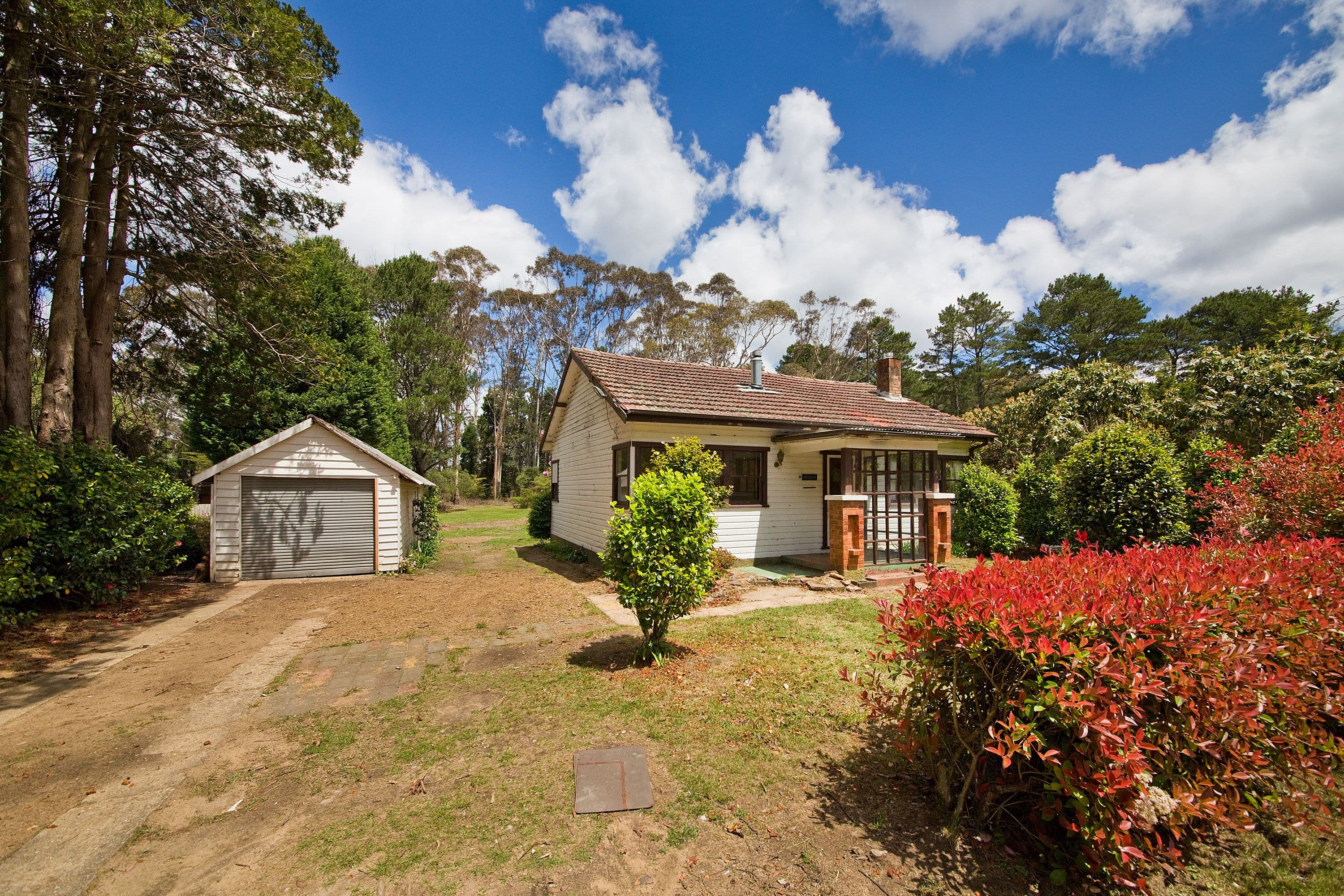 11 Richmond Avenue, Medlow Bath - Image 1