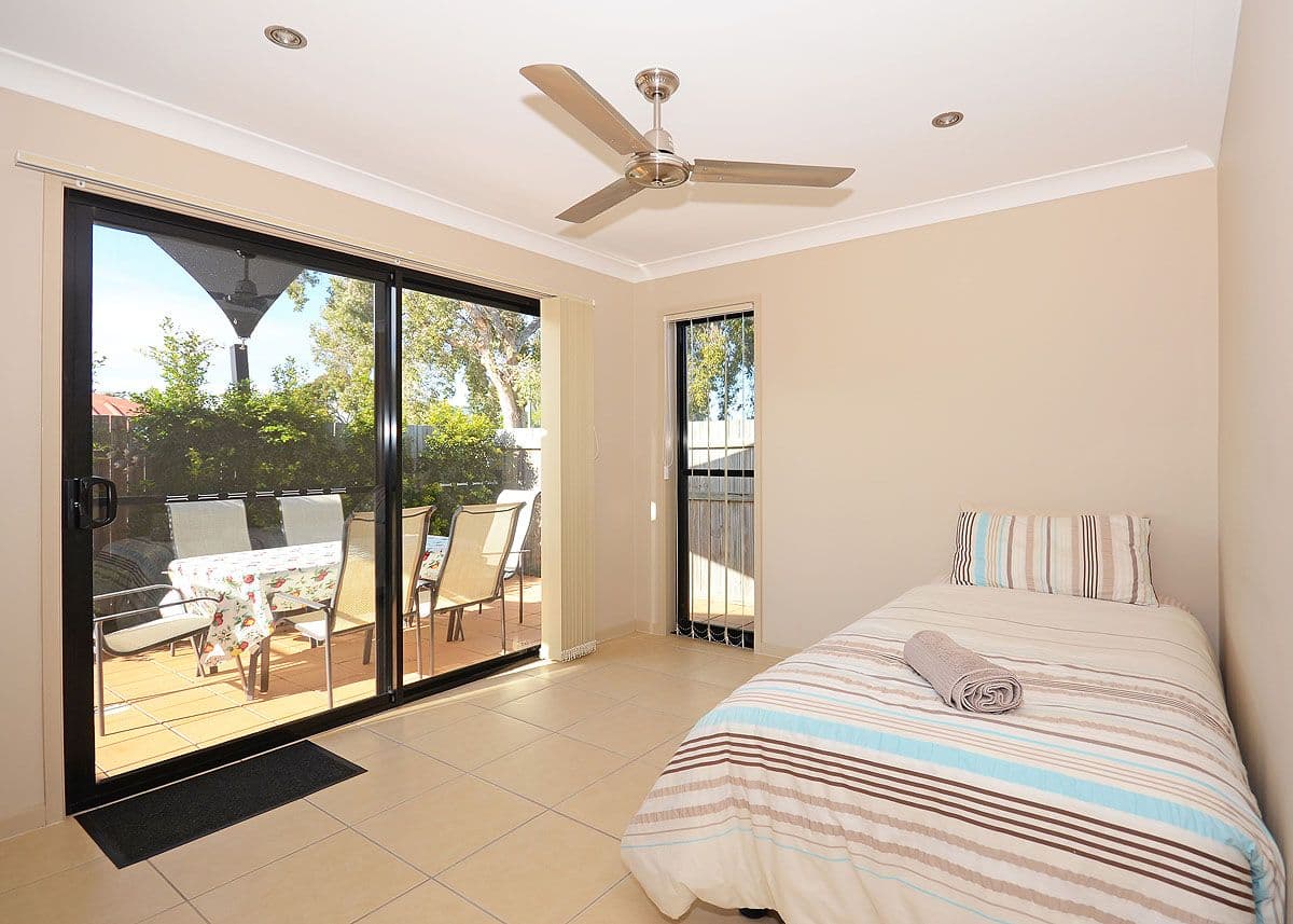 52 Shell Street, URANGAN QLD 4655, Urangan - Thumbnail 7