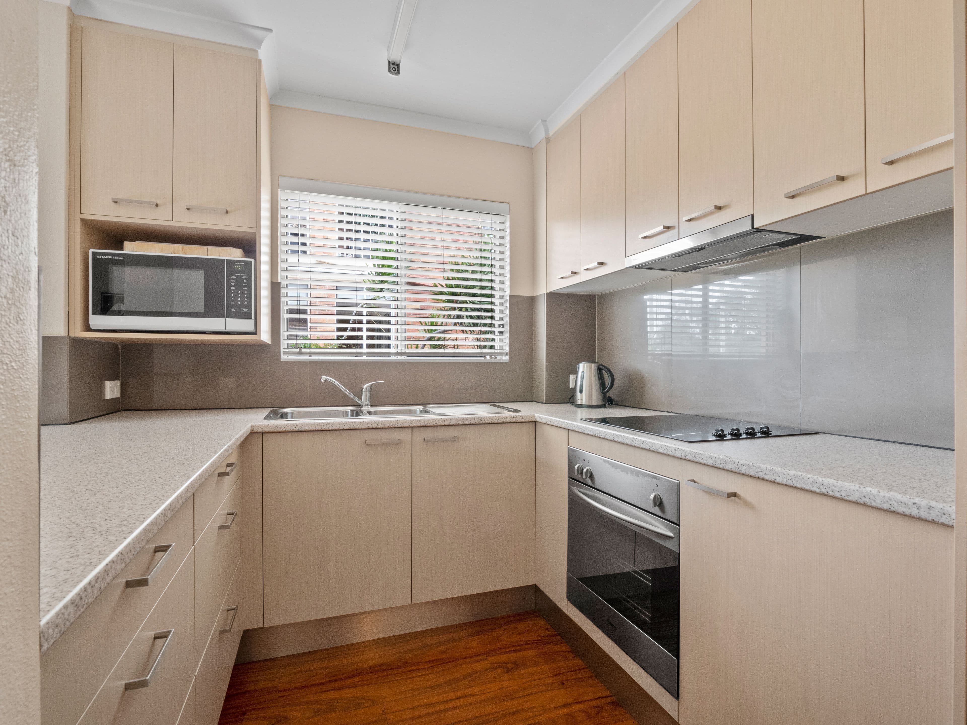 88 Sarawak Avenue, Palm Beach QLD 4221, Palm Beach - Thumbnail 7