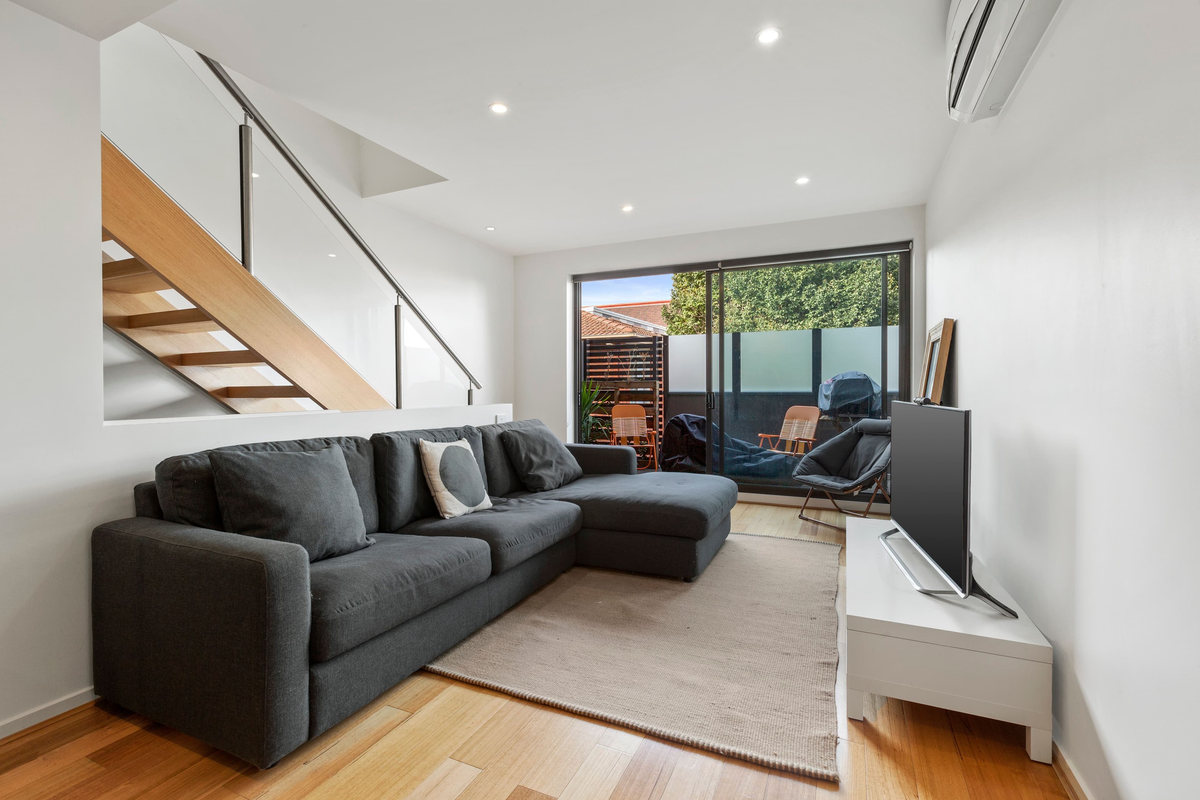 15 Dianella Walkway, Brunswick East VIC 3057, Brunswick East - Thumbnail 2