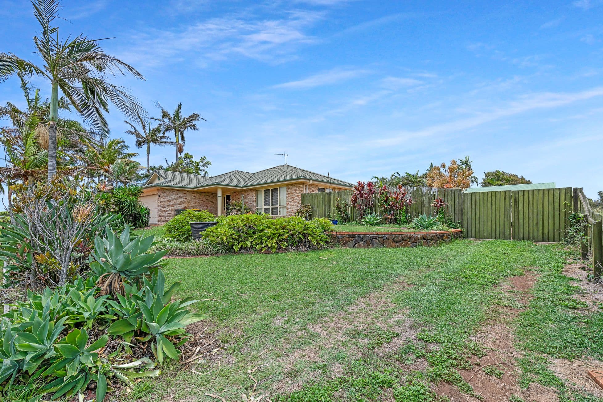 163 Barolin Esplanade, Coral Cove QLD 4670, Coral Cove - Thumbnail 6