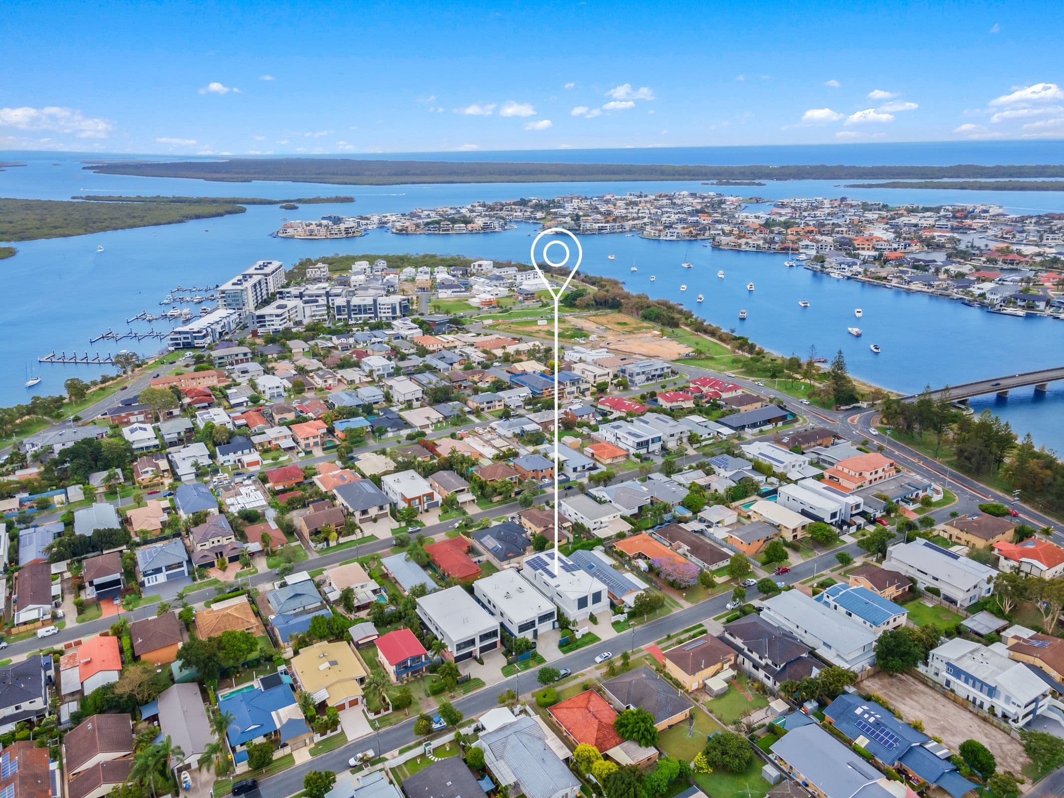 15B Drake Avenue, Paradise Point QLD 4216, Paradise Point - Thumbnail 2