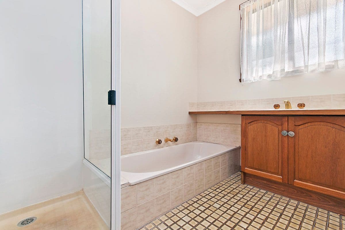 23 Panorama Avenue, Warrnambool VIC 3280, Warrnambool - Thumbnail 6