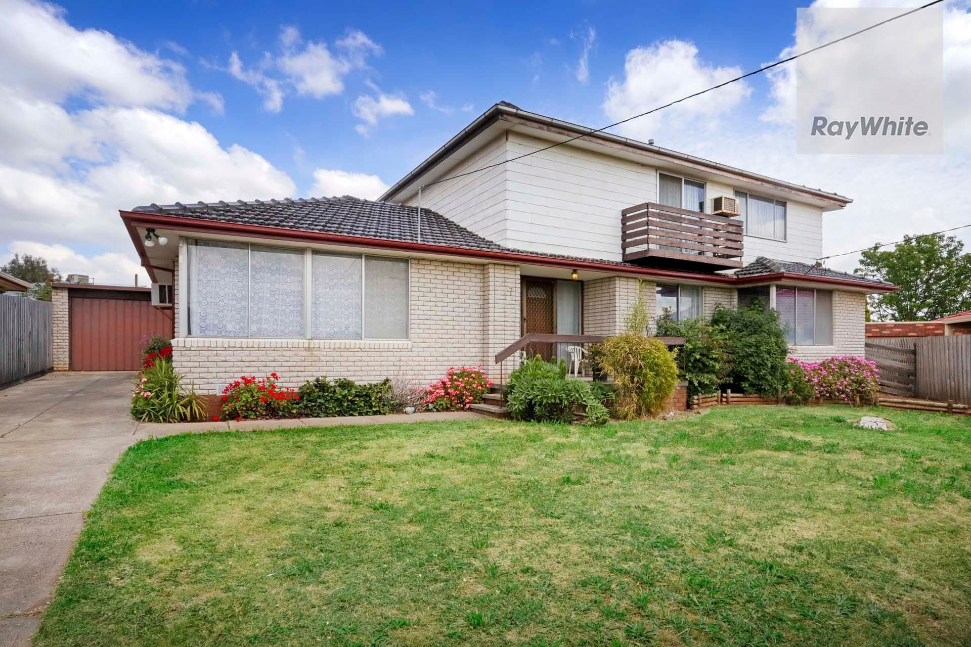 7 Finlay Close, Gladstone Park VIC 3043, Gladstone Park - Image 1