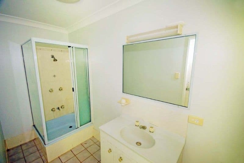 7 Skelton Drive, YEPPOON QLD 4703, Yeppoon - Thumbnail 2