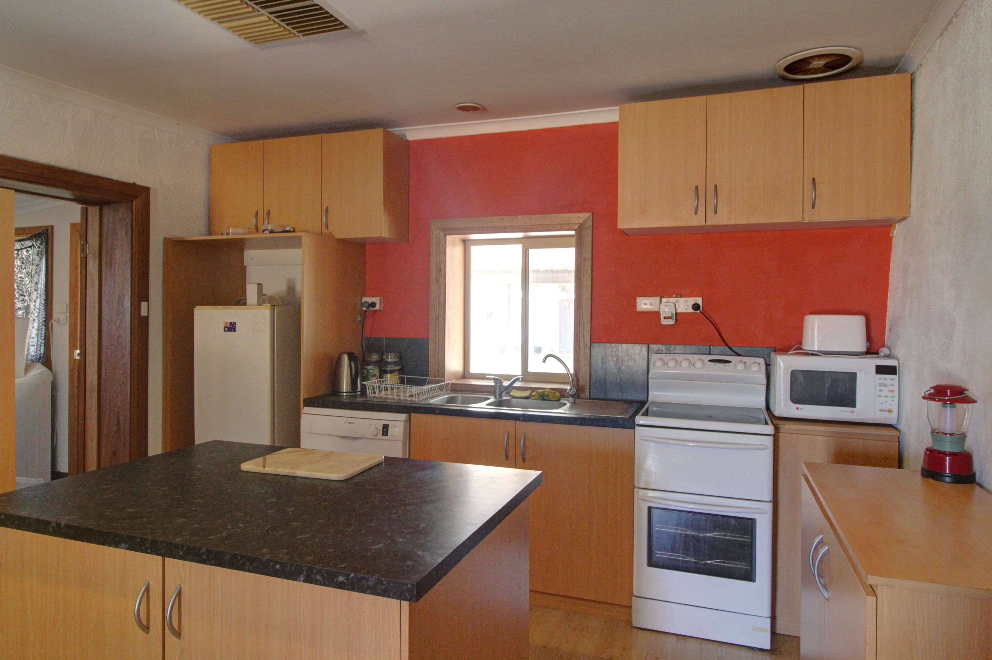 34-36 Colin Street, Loxton SA 5333, Loxton - Thumbnail 2