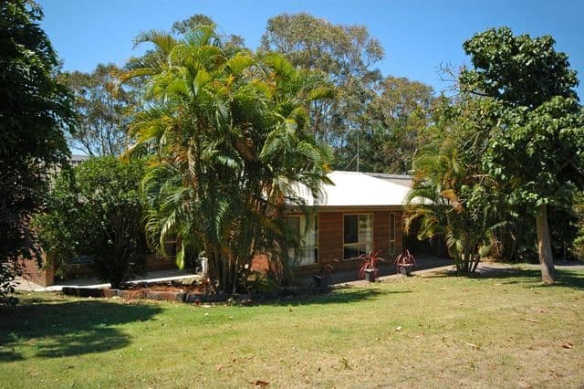 8 Azalea Street, Redland Bay QLD 4165, Redland Bay - Image 1