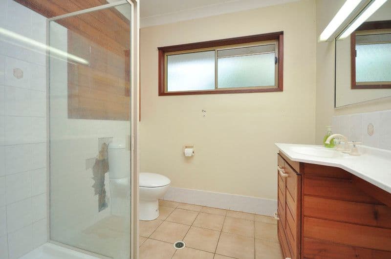 8 Azalea Street, Redland Bay QLD 4165, Redland Bay - Thumbnail 7