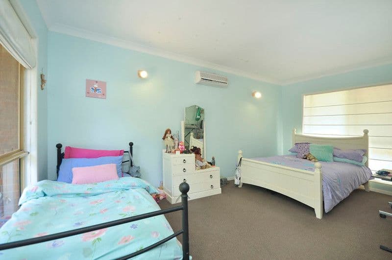 8 Azalea Street, Redland Bay QLD 4165, Redland Bay - Thumbnail 8