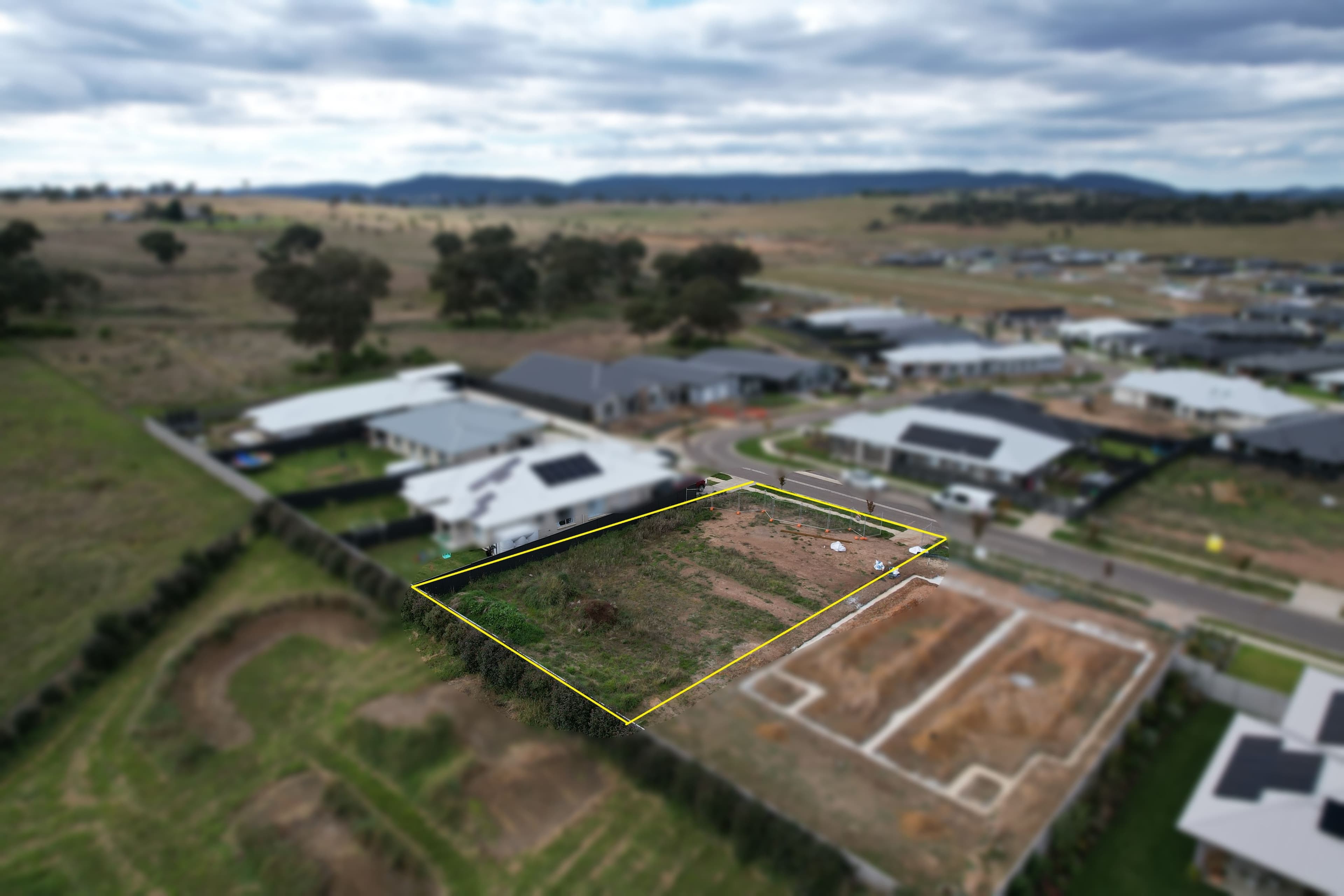 18 Aston Martin Drive, Goulburn NSW 2580, Goulburn - Thumbnail 2