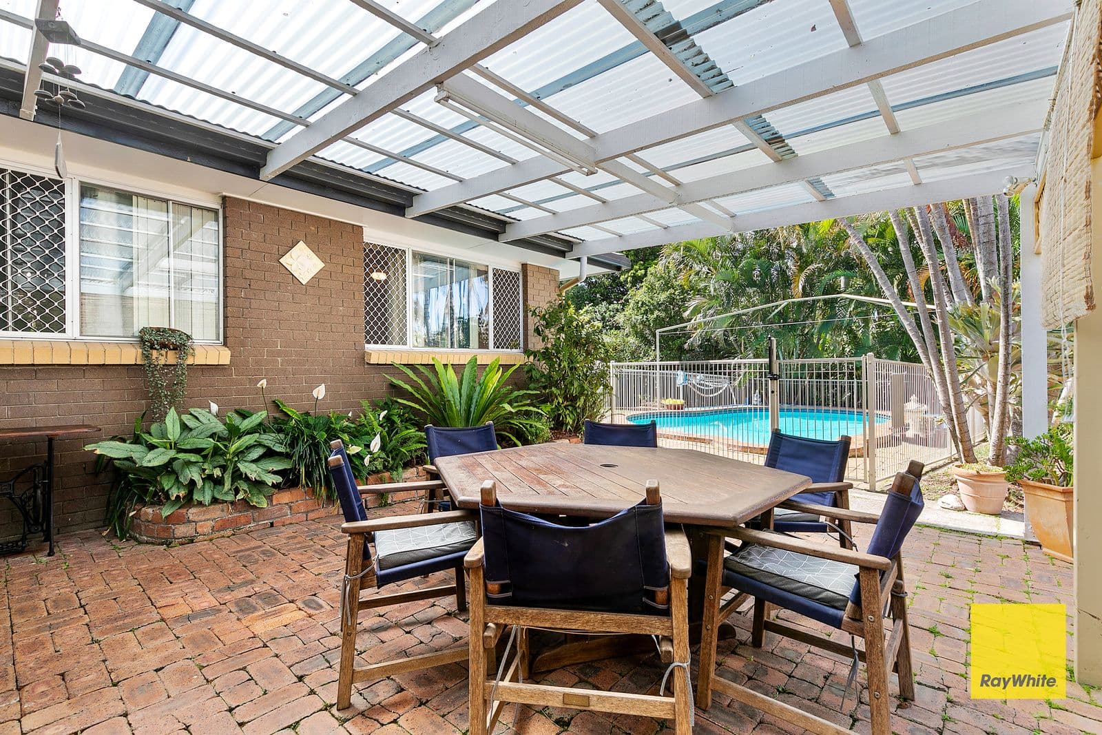 16 Kennedy Drive, Capalaba QLD 4157, Capalaba - Thumbnail 4