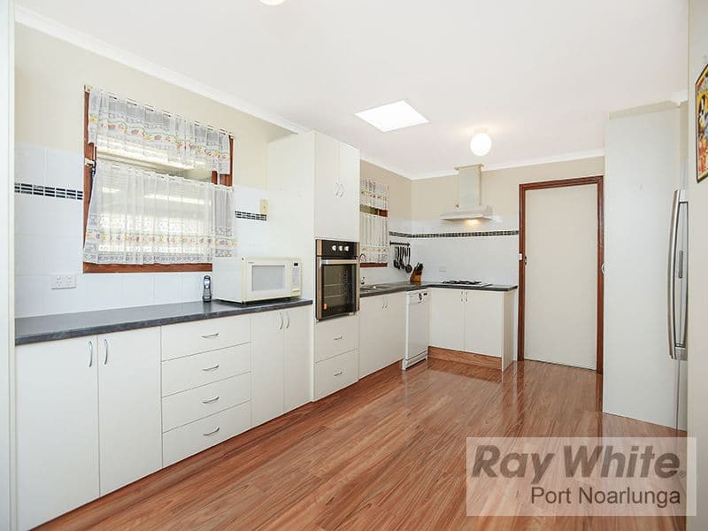 31 Copernicus Road, Christie Downs SA 5164, Christie Downs - Thumbnail 5