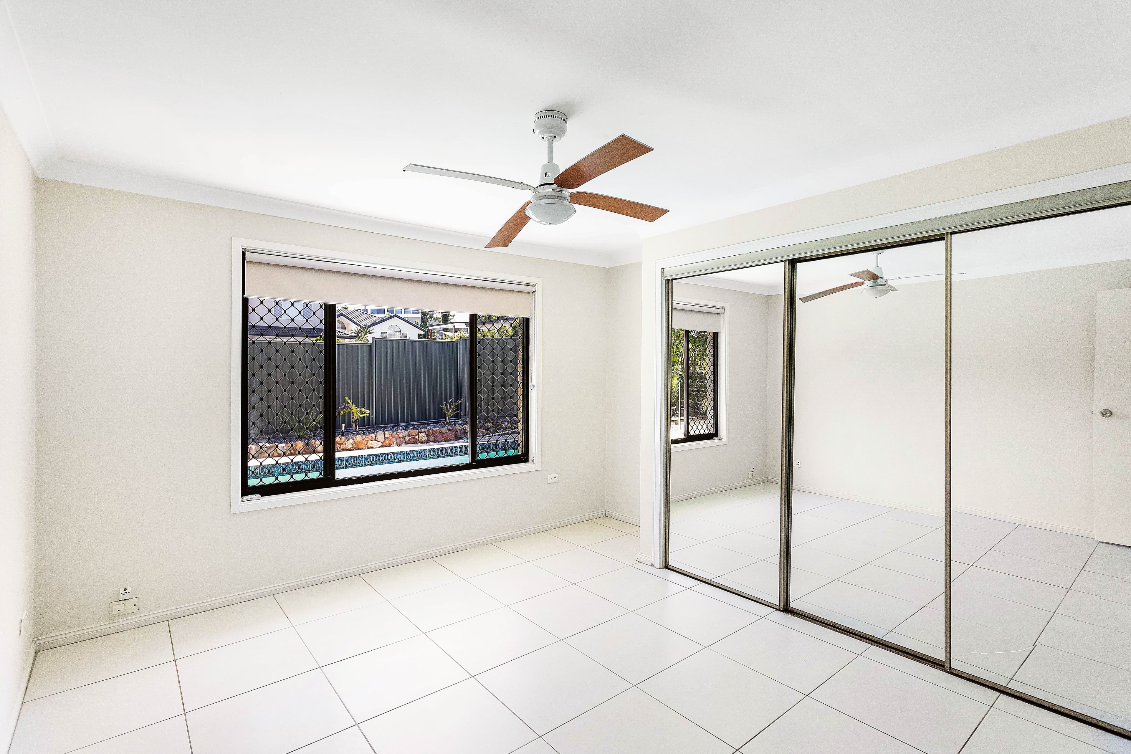 3 Ocean View Street, Benowa QLD 4217, Benowa - Thumbnail 2