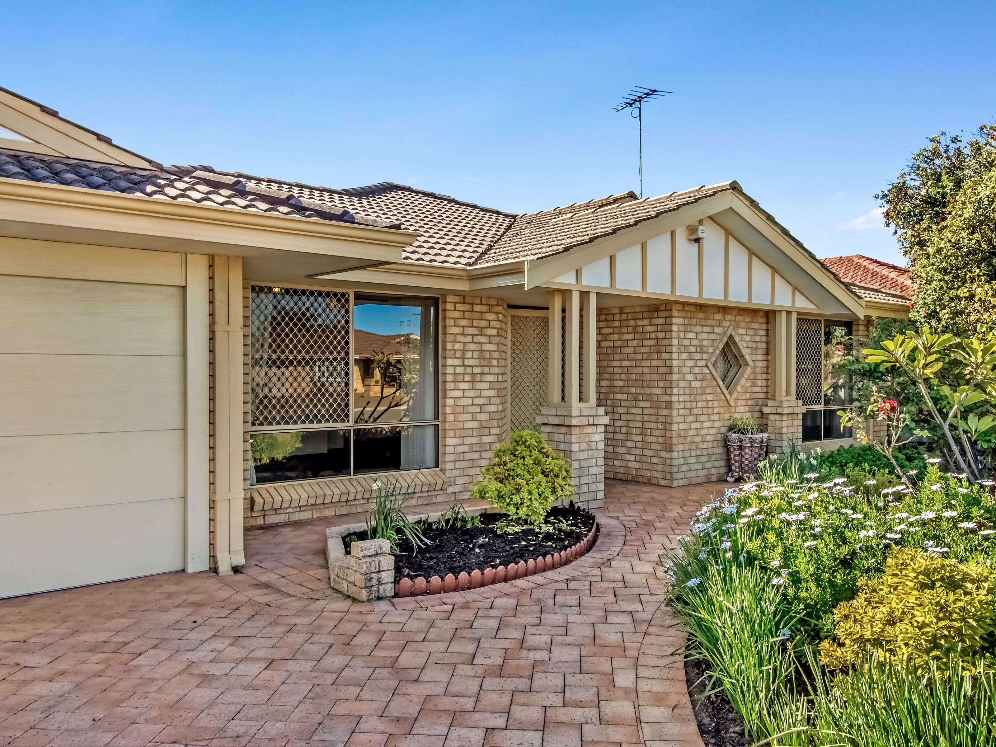 65 Triton Avenue, Waikiki WA 6169, Waikiki - Thumbnail 2