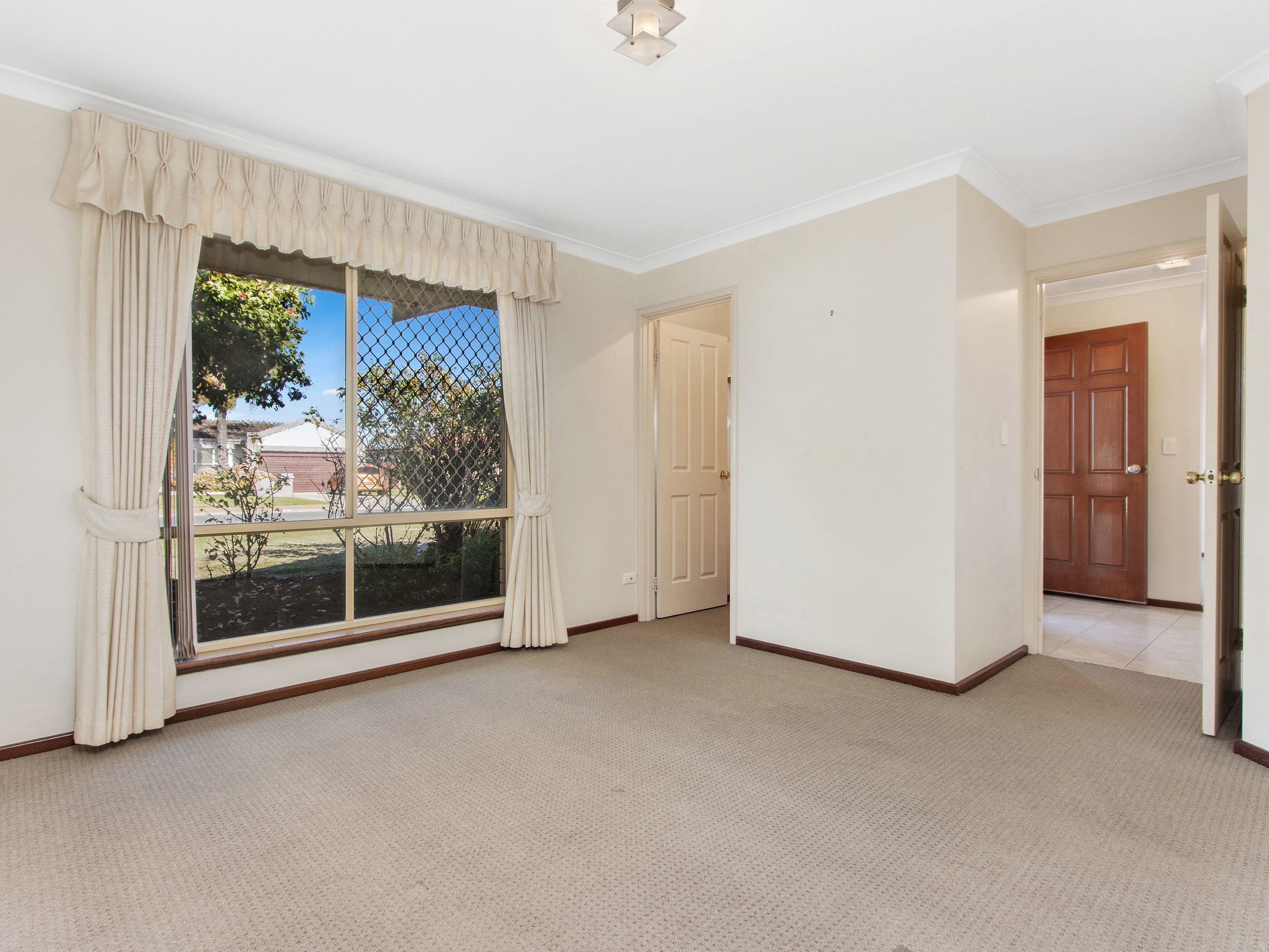 65 Triton Avenue, Waikiki WA 6169, Waikiki - Thumbnail 5