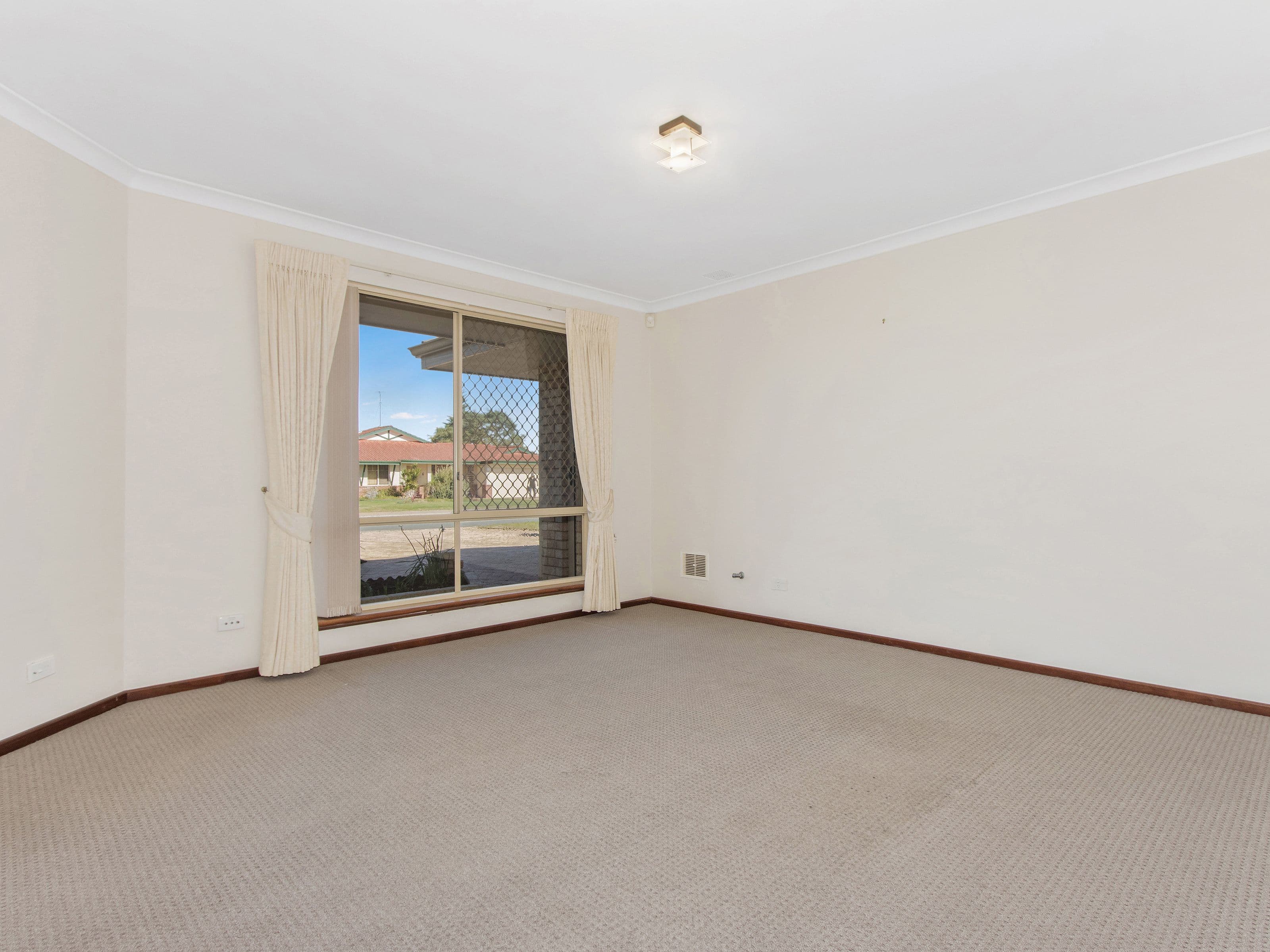 65 Triton Avenue, Waikiki WA 6169, Waikiki - Thumbnail 8