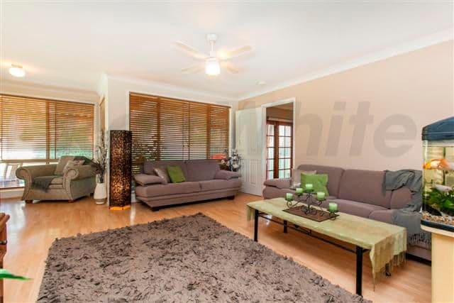38 Ballybunnion Terrace, GLENMORE PARK NSW 2745, Glenmore Park - Thumbnail 4