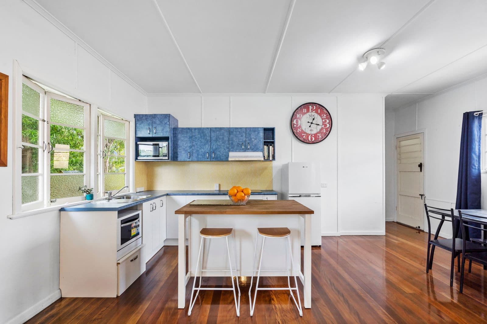 124 Lillian Avenue, Salisbury QLD 4107, Salisbury - Thumbnail 2