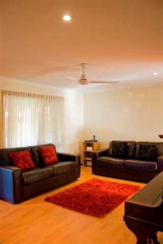 4 Cook Street, CAPALABA QLD 4157, Capalaba - Thumbnail 5