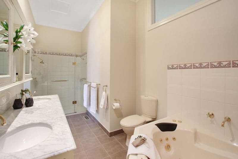 35 Charles Street, Benalla VIC 3672, Benalla - Thumbnail 7