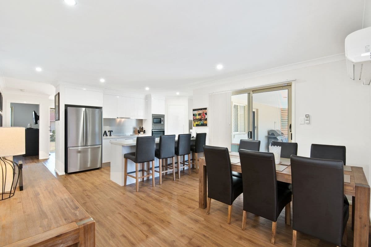 7 Brisbane Cresent, Deception Bay QLD 4508, Deception Bay - Thumbnail 2