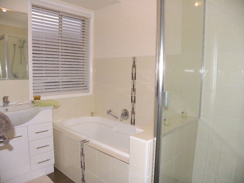 70 Kilsay Crescent, MEADOWBROOK QLD 4131, Meadowbrook - Thumbnail 5