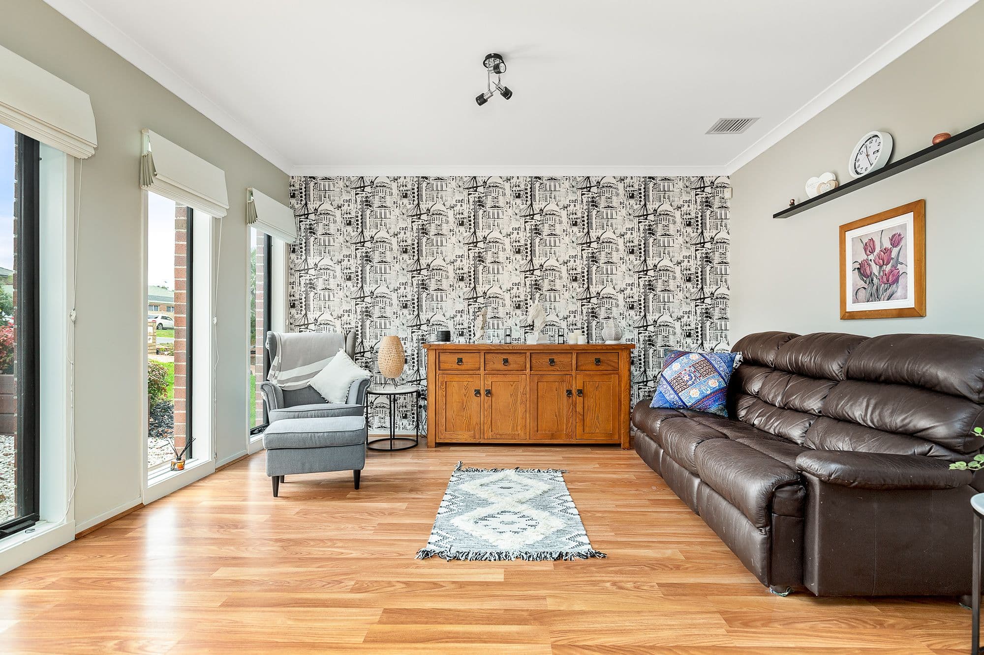 8 Glade Court, Berwick VIC 3806, Berwick - Thumbnail 3