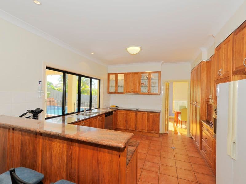 9 Kakirra Place, EIGHT MILE PLAINS QLD 4113, Eight Mile Plains - Thumbnail 5