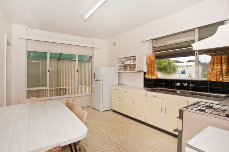5 Lake Drive, POORAKA SA 5095, Pooraka - Thumbnail 7