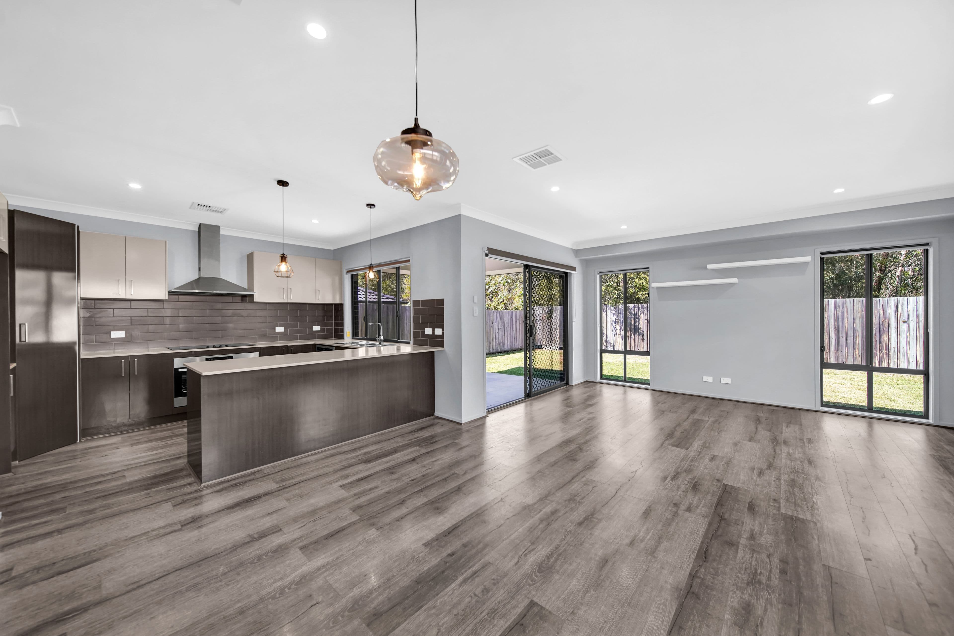 12 John Storey Court, Park Ridge QLD 4125, Park Ridge - Thumbnail 2