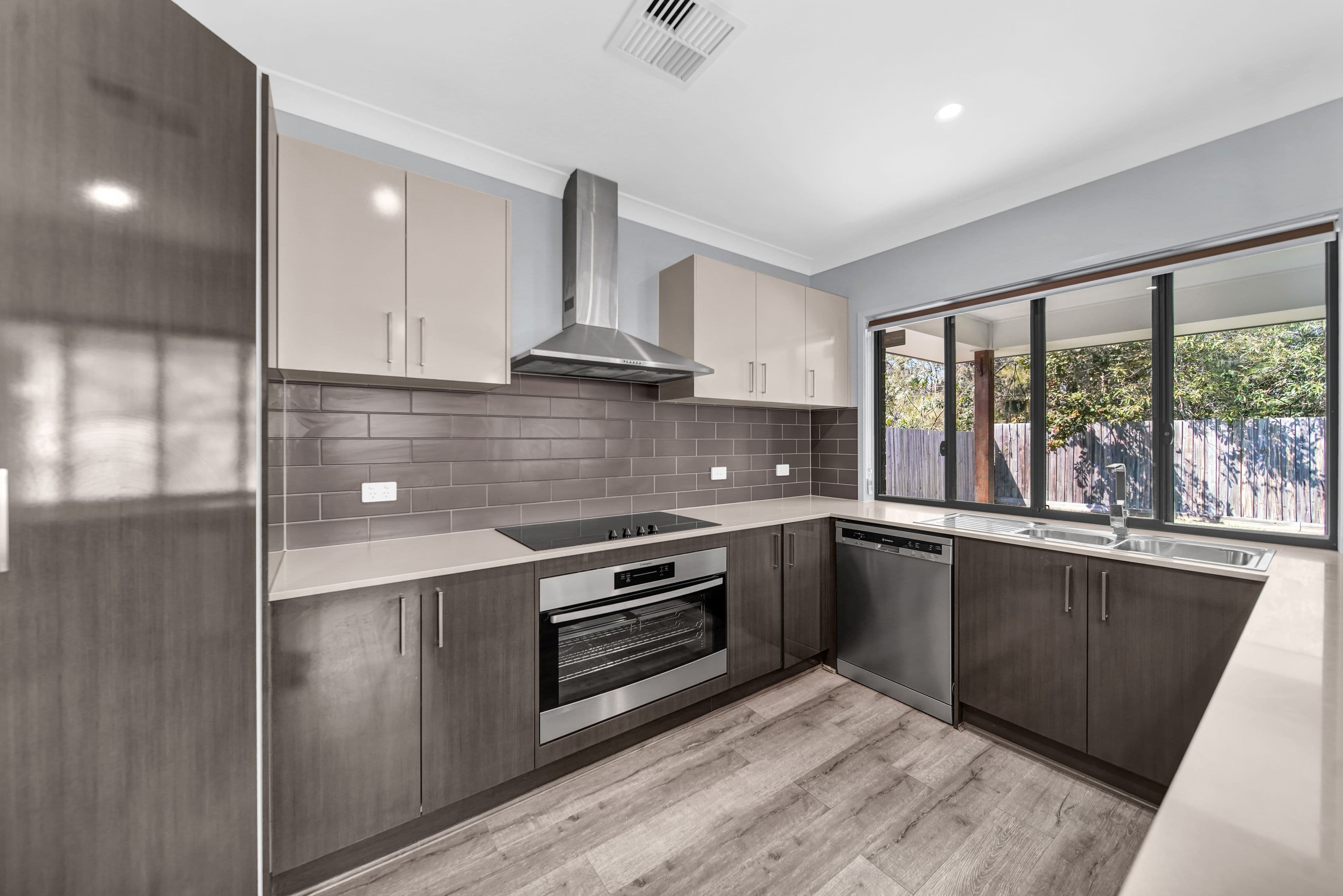 12 John Storey Court, Park Ridge QLD 4125, Park Ridge - Thumbnail 4