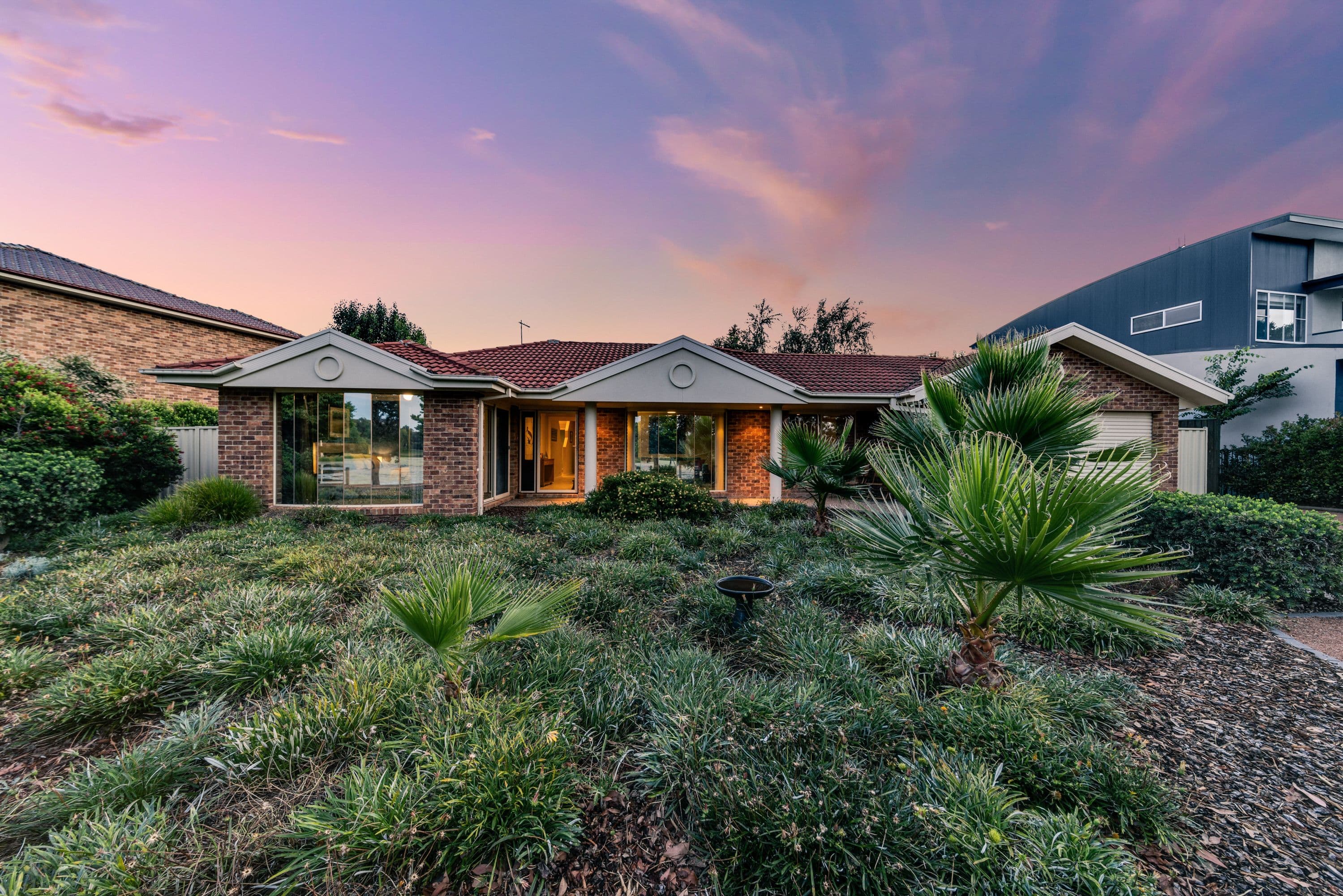 33 Strayleaf Crescent, Gungahlin ACT 2912, Gungahlin - Thumbnail 2