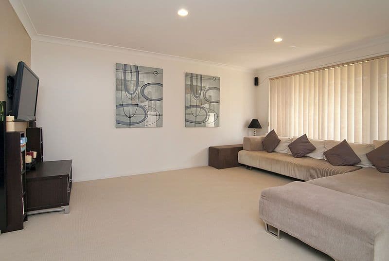 9 Avondale Crescent, PARKINSON QLD 4115, Parkinson - Thumbnail 2