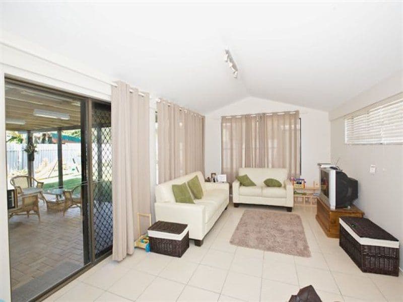 9 Narambi Street, Warana QLD 4575, Warana - Thumbnail 4