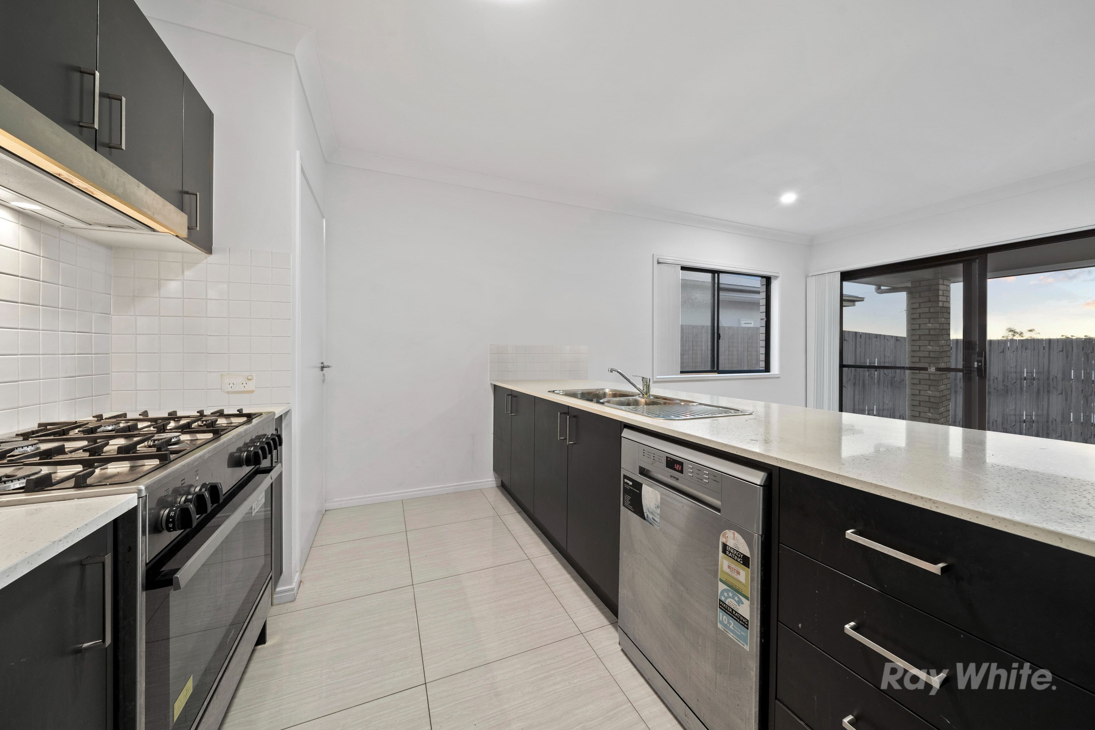 8 Strata Circuit, Yarrabilba QLD 4207, Yarrabilba - Thumbnail 2