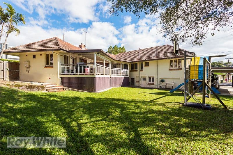 2 Oxley Drive, HOLLAND PARK QLD 4121, Holland Park - Image 1