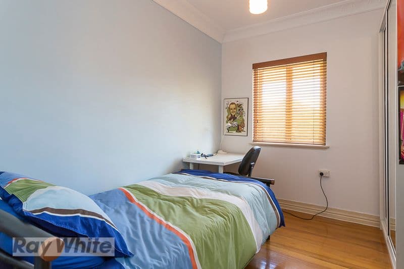 2 Oxley Drive, HOLLAND PARK QLD 4121, Holland Park - Thumbnail 8