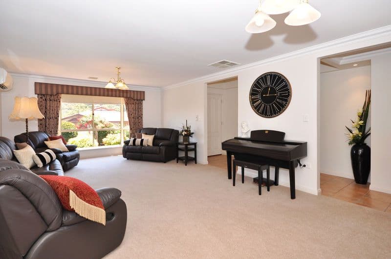 2 Nicholas Walk, ABERFOYLE PARK SA 5159, Aberfoyle Park - Thumbnail 3
