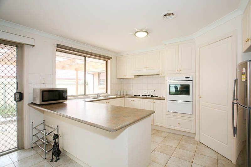31 Doreen Rogen Way, SOUTH MORANG VIC 3752, South Morang - Thumbnail 3