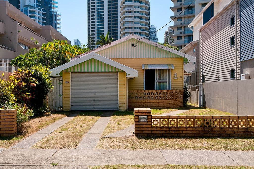 15 Thornton Street, Surfers Paradise QLD 4217, Surfers Paradise - Thumbnail 2