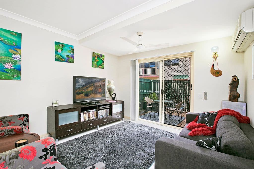 69 Toohey Road, Tarragindi QLD 4121, Tarragindi - Thumbnail 2
