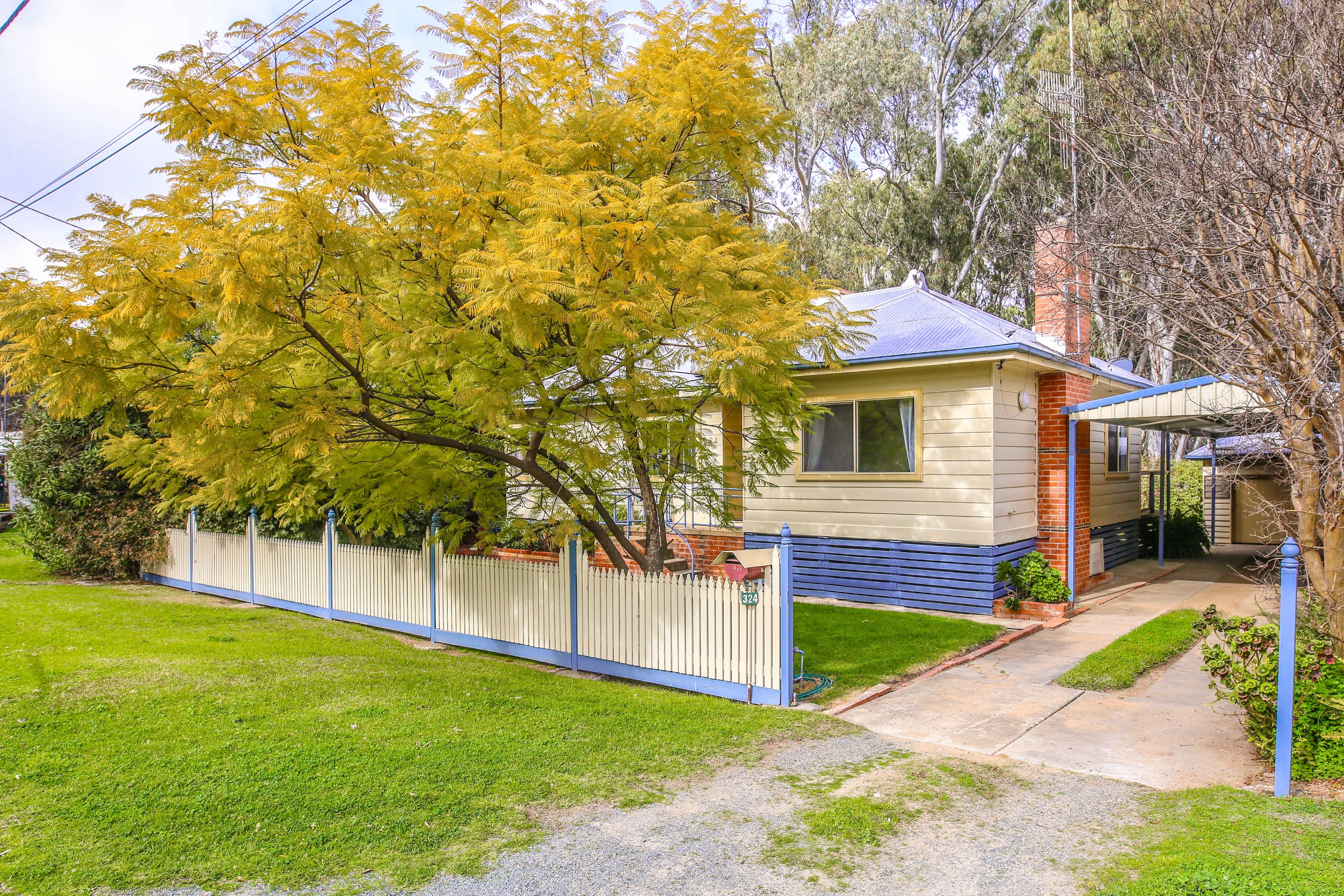 324 Jones Avenue, Deniliquin NSW 2710, Deniliquin - Image 1
