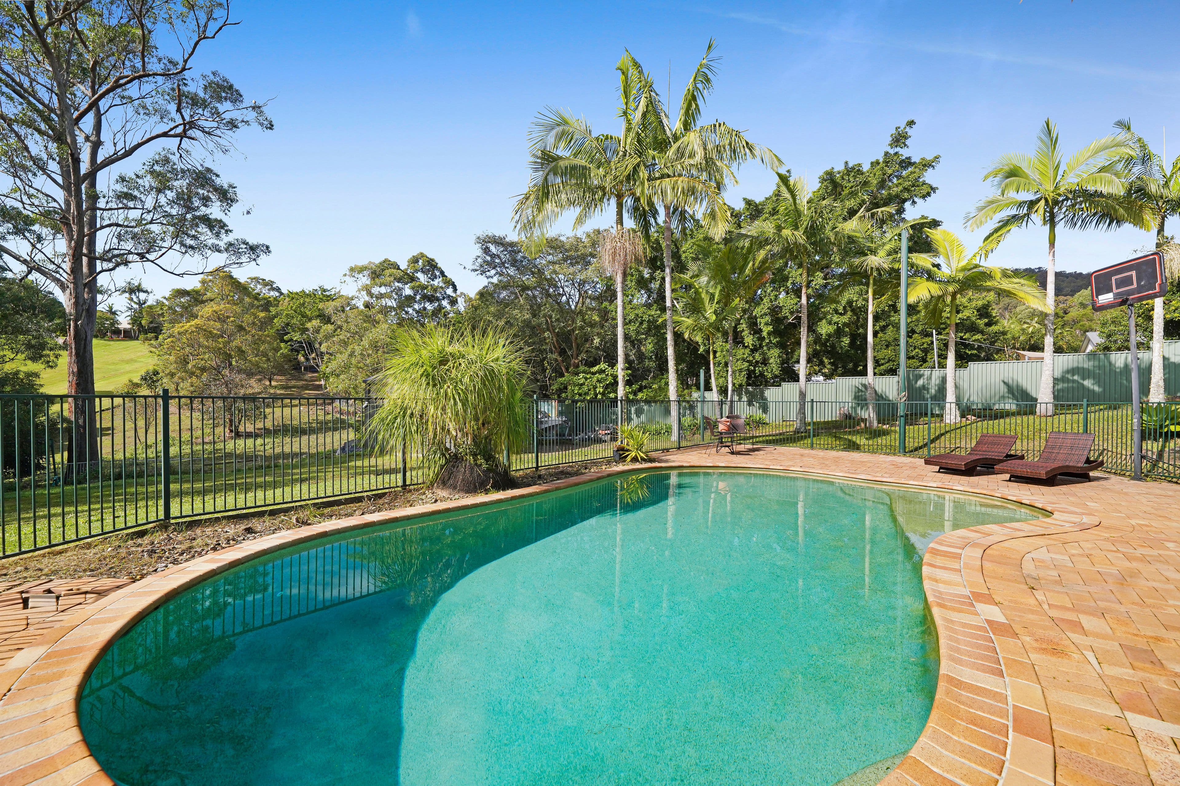 10 Gardenia Drive, Bonogin QLD 4213, Bonogin - Thumbnail 2