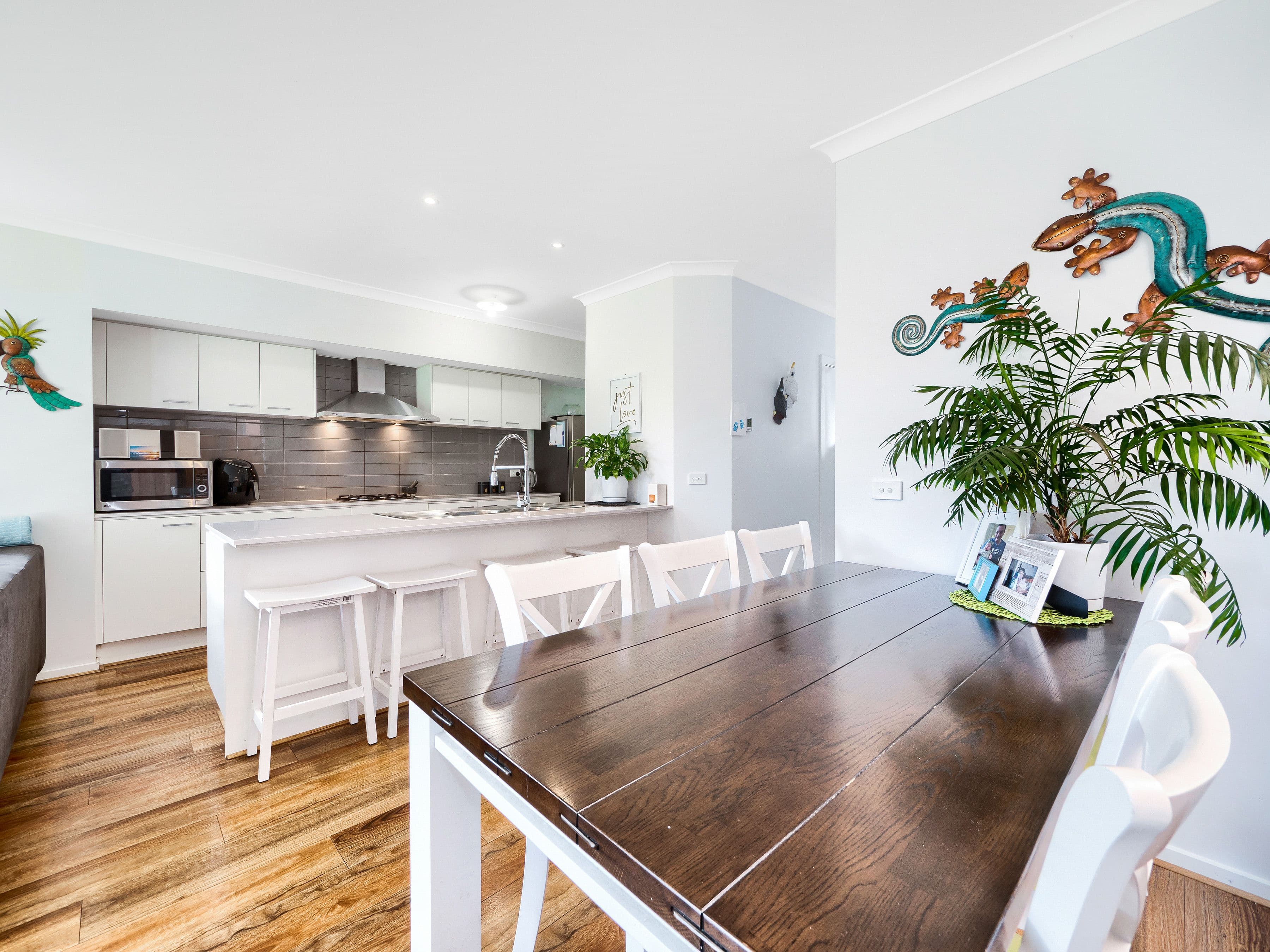 5 Carmichael Avenue, Cranbourne West VIC 3977, Cranbourne West - Thumbnail 3