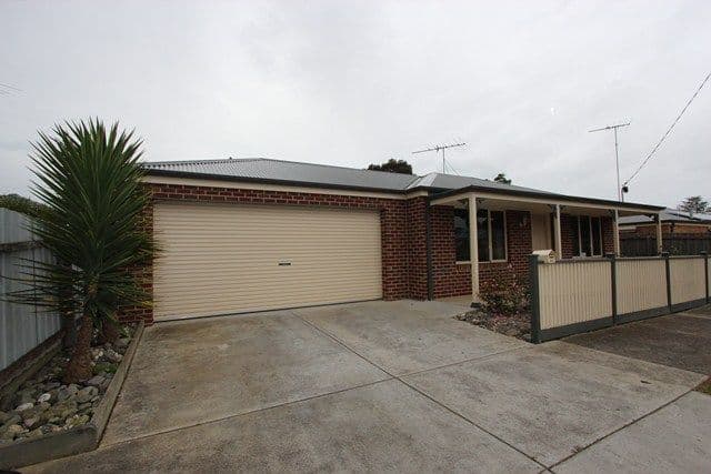 1 Glyn Street, BELMONT VIC 3216, Belmont - Image 1