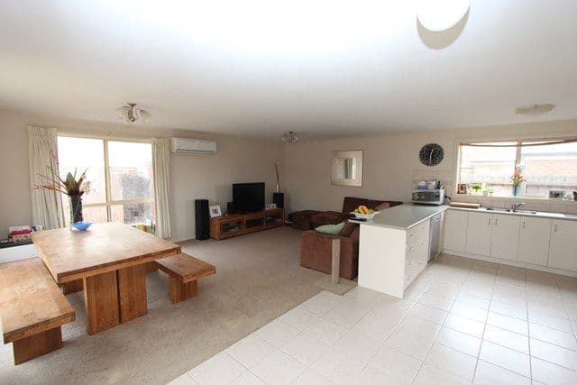 1 Glyn Street, BELMONT VIC 3216, Belmont - Thumbnail 2