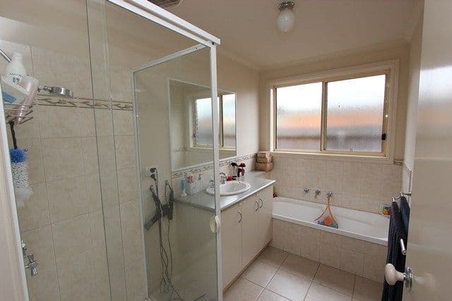 1 Glyn Street, BELMONT VIC 3216, Belmont - Thumbnail 4